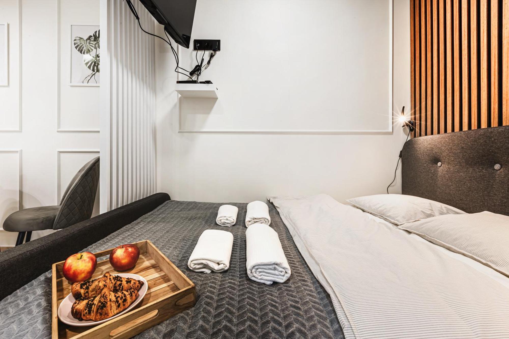 Luksusowe Apartamenty Przy Rynku Wrocław Exterior foto